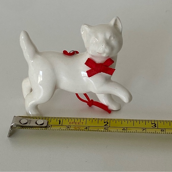 Vintage Ceramic White Cat Christmas Ornament 2.5” Red Bow Kitty Pets - Picture 12 of 13